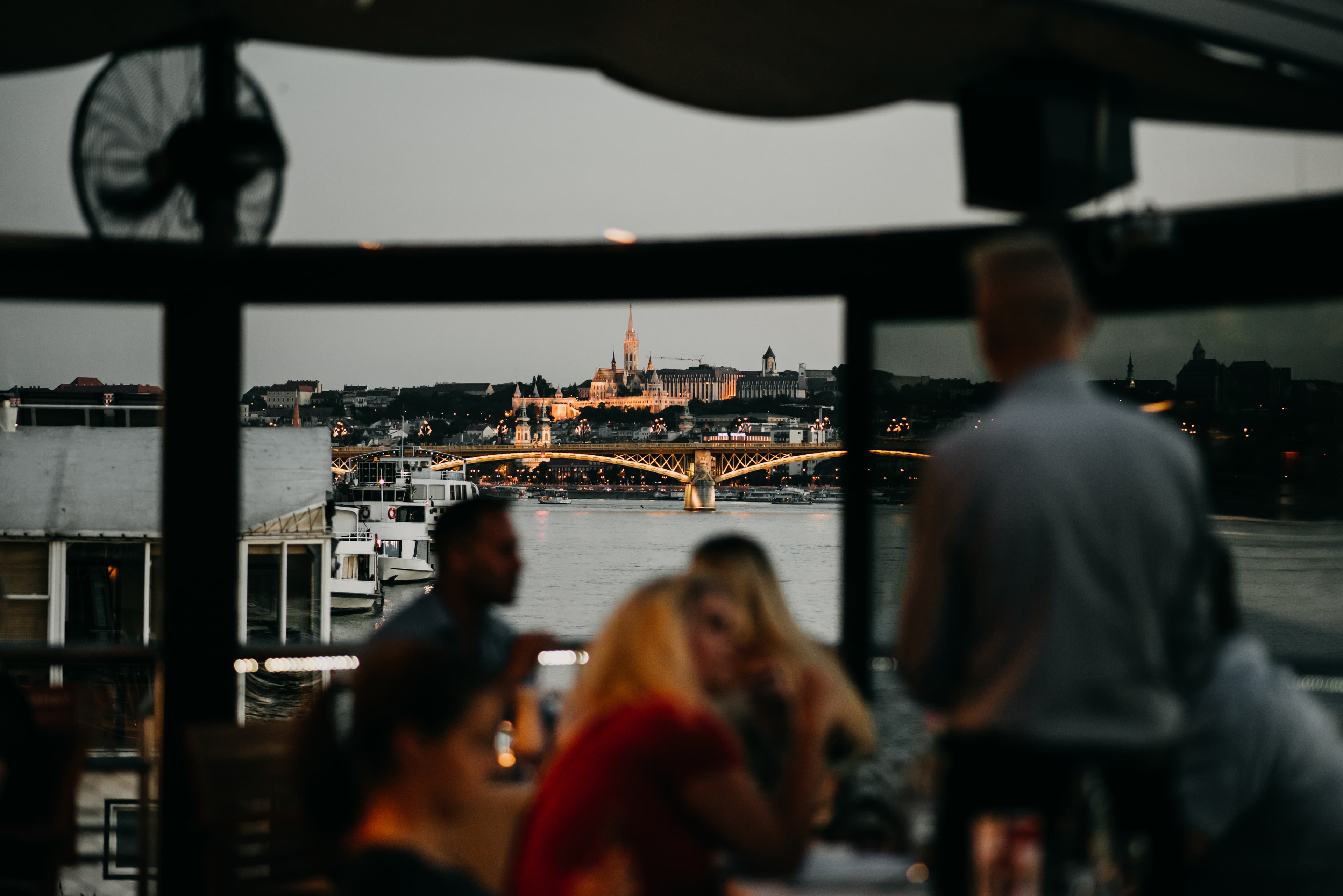 Vogue Boat Restaurant