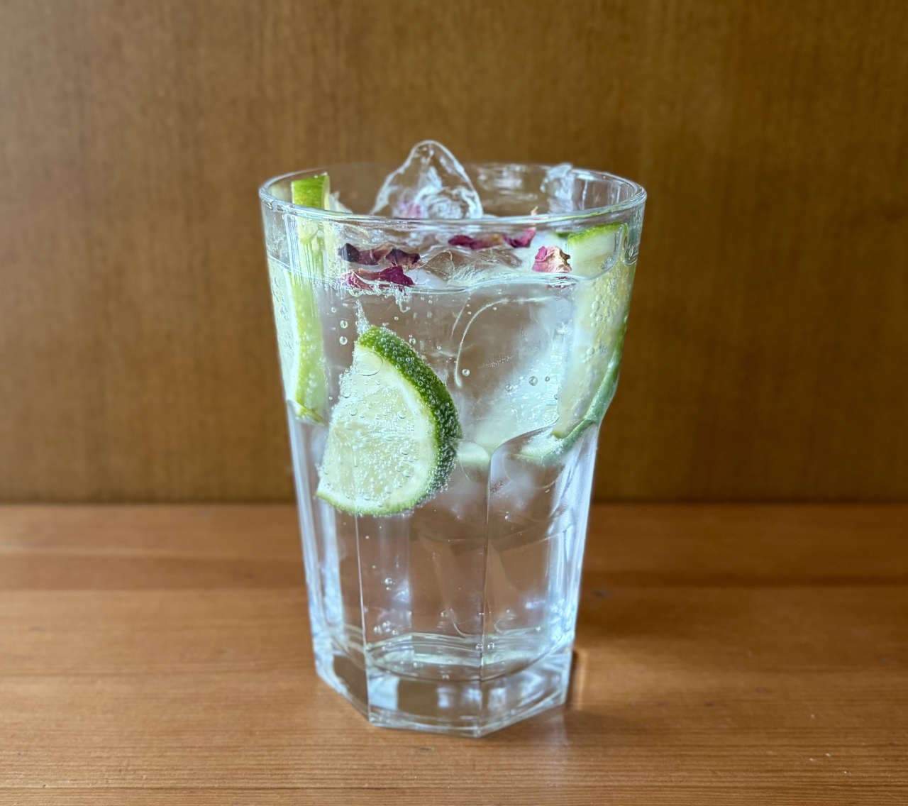 Gin-tonic (4cl gin)