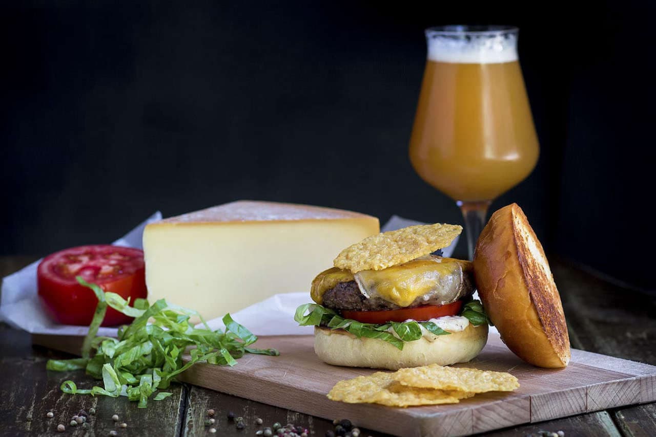 ULTIMATE CHEESE BURGER
