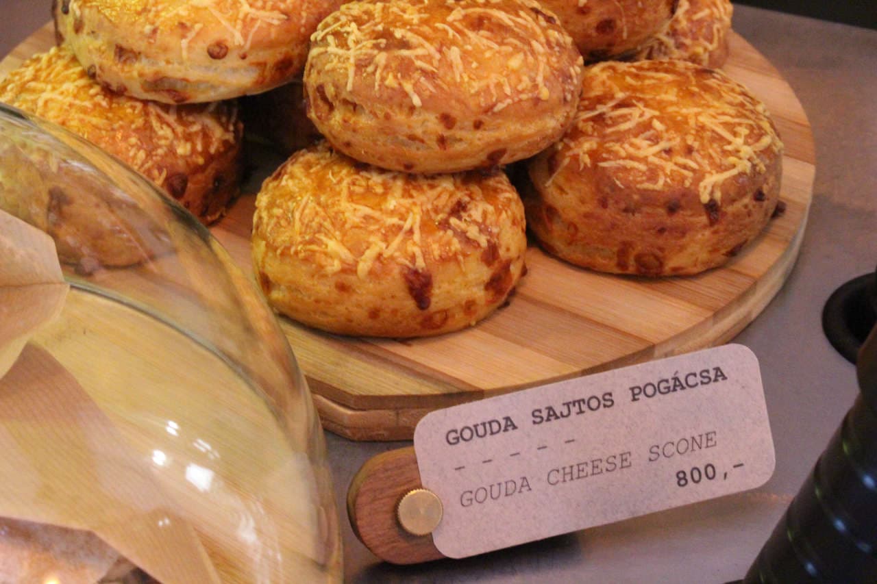 Gouda cheese scone