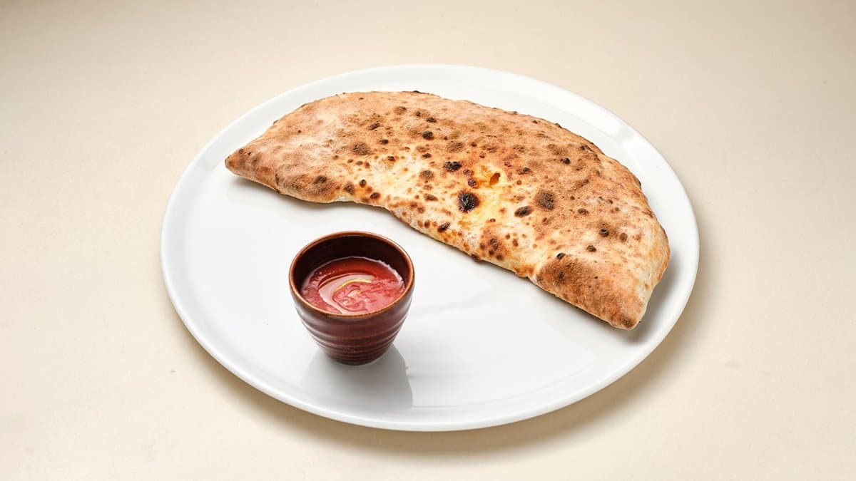 Calzone di napoli