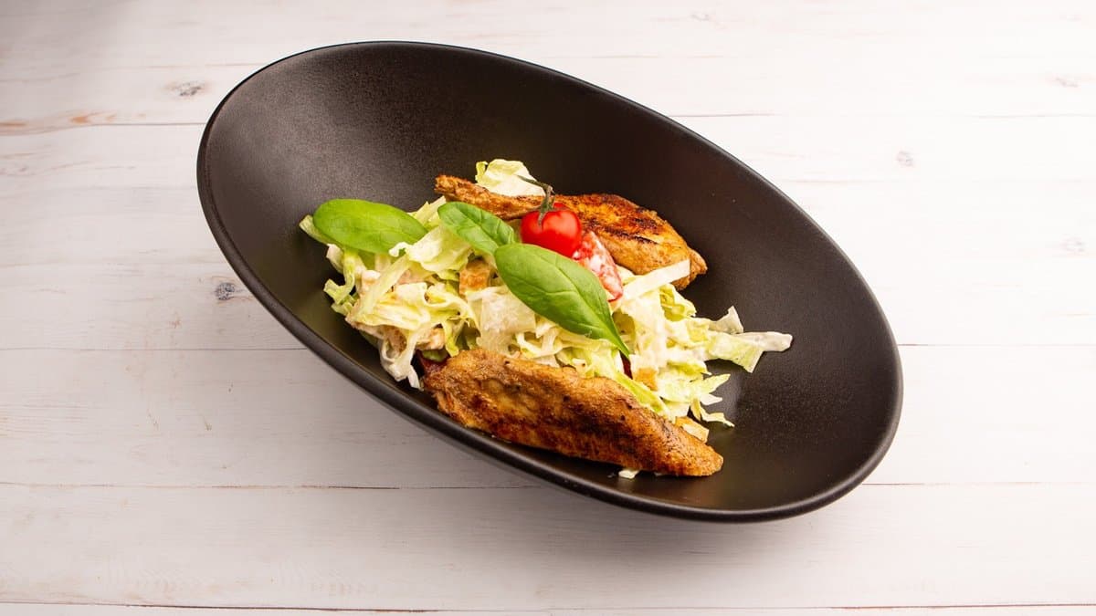 Cajun csirke caesar saláta